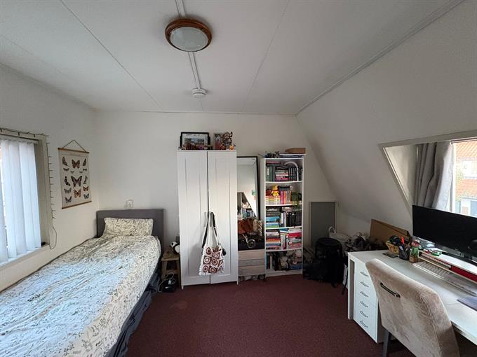 Kamer in Leeuwarden, Beethovenstraat op Kamernet.nl: Studentenkamer (17m2) te huur dichtbij centrum