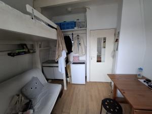 Room for rent 400 euro Meeuwerderweg, Groningen