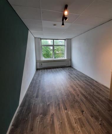Kamer in Amsterdam, Tourniairestraat op Kamernet.nl: Ongemeubileerde studentenkamers te huur in