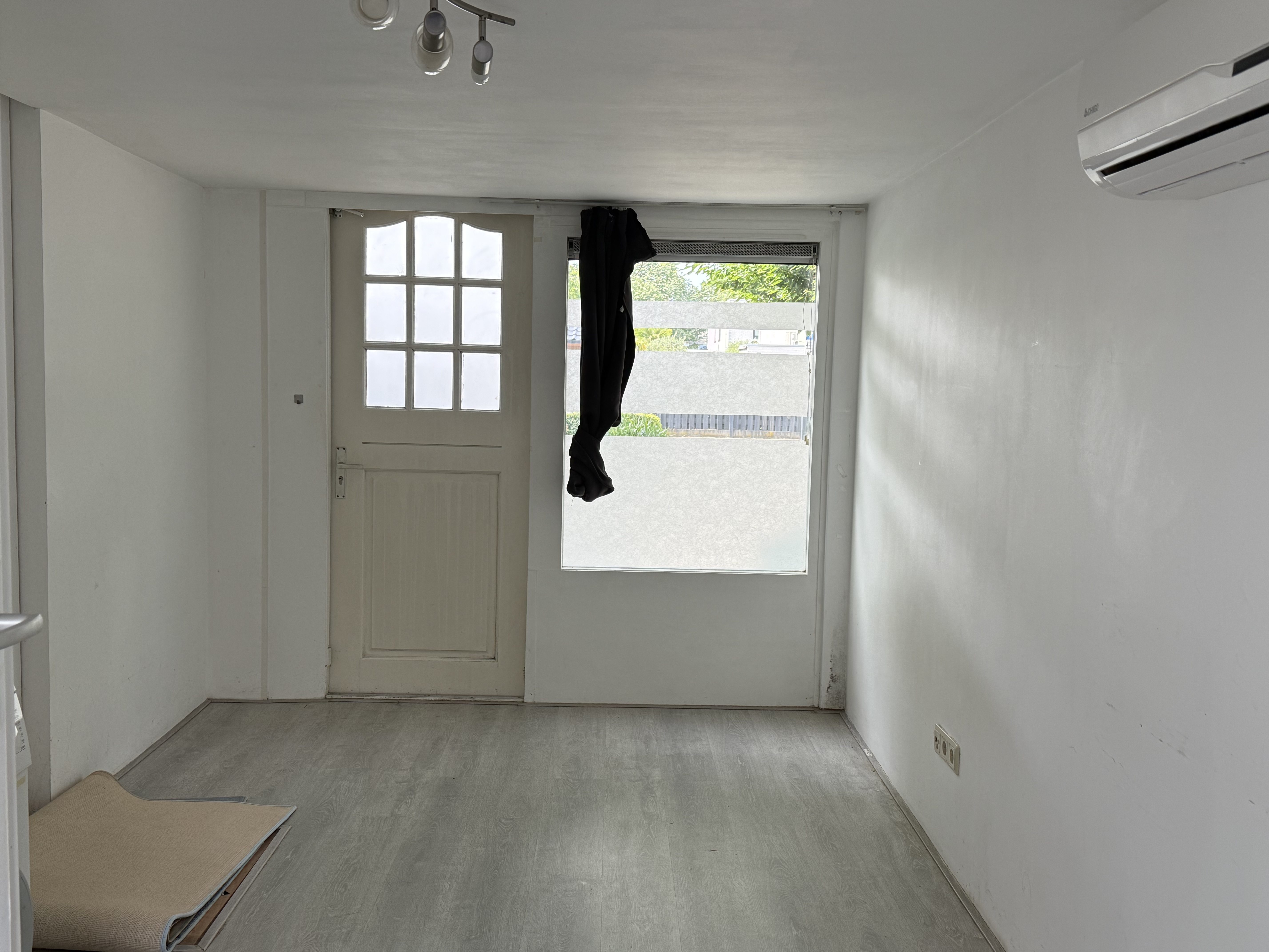 studios te huur op Clara de Vriesstraat