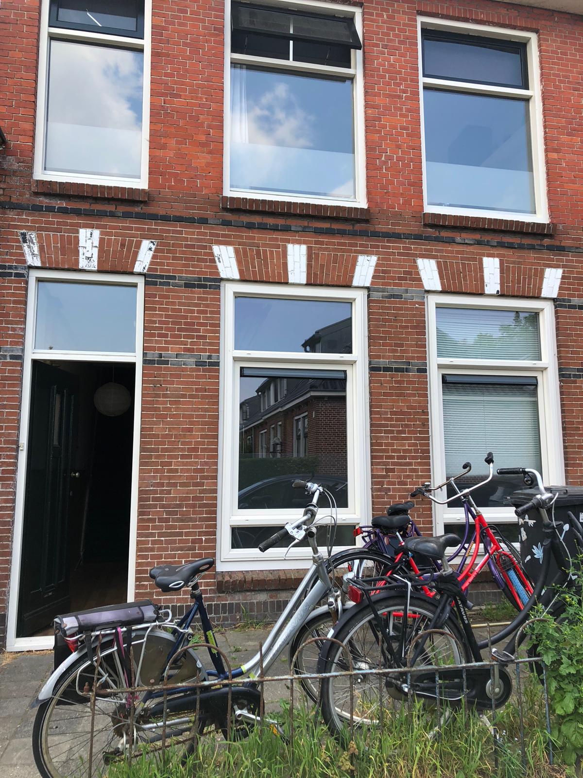Kamer aan Woudstraat, Leeuwarden 10