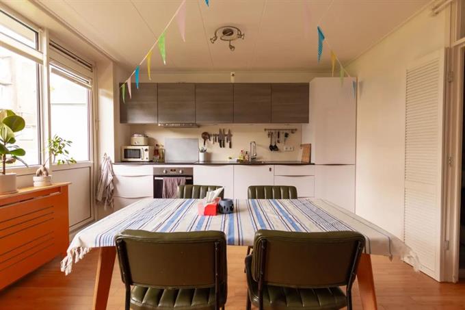 Kamer in Amsterdam, Anna van Burenstraat op Kamernet.nl: Gemeubileerd appartement Bos en Lommer, A'dam