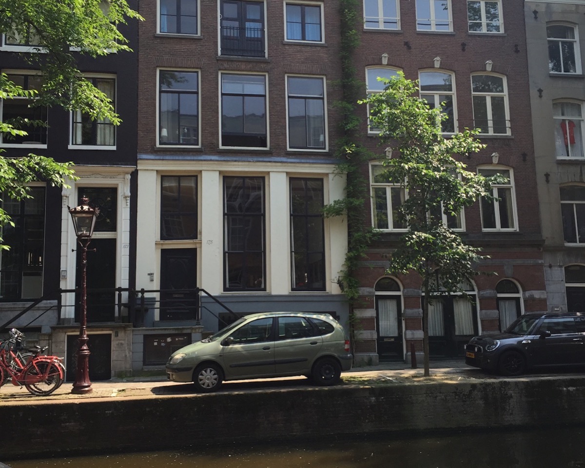 Kamer te huur in de Oudezijds Achterburgwal in Amsterdam