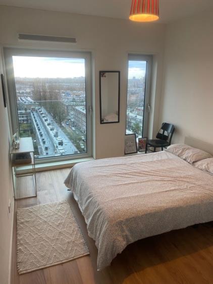 Room for rent 1200 euro Haarlemmerweg, Amsterdam