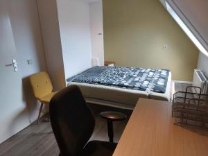 Room for rent 700 euro Edelenburg, Hoofddorp