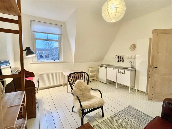 Zimmer bei Claes de Vrieselaan In Rotterdam