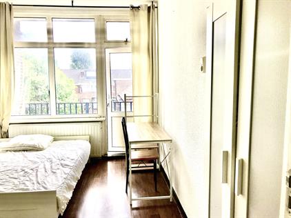 Room for rent 670 euro Hogenbanweg, Rotterdam