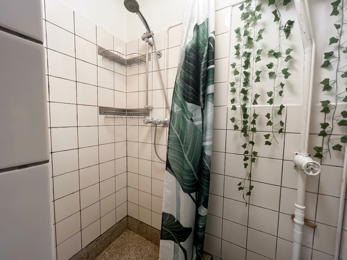 Kamer te huur in Den Haag – Prins Hendrikstraat – foto 2
