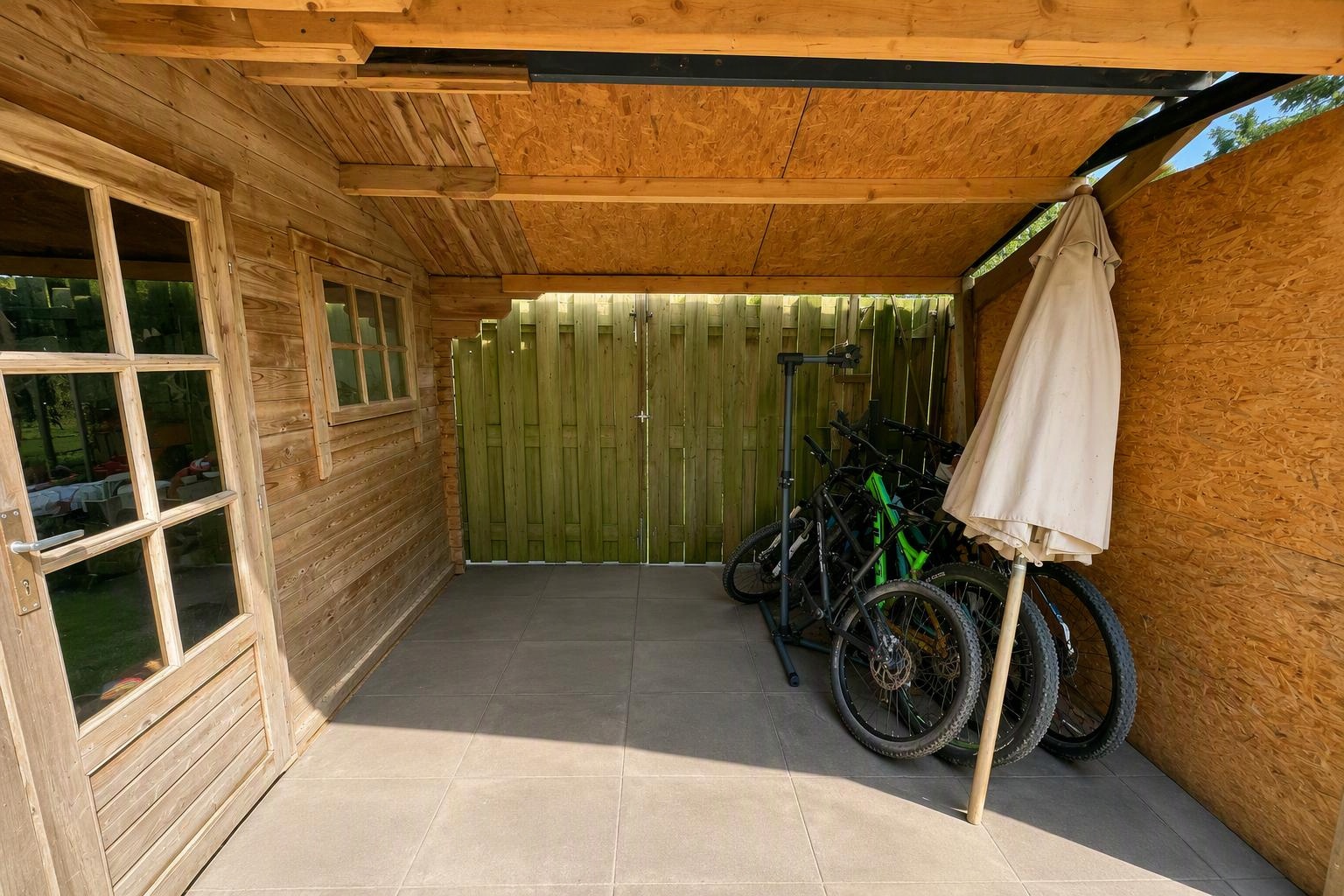 Kamer aan Fluitekamp, Hoogland 5