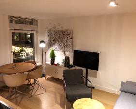 Apartment for rent 1150 euro Albert Cuypstraat, Amsterdam