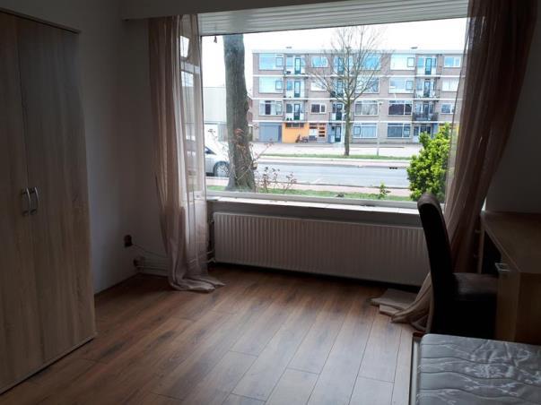 Kamer te huur in de Jan Tooropstraat in Weesp