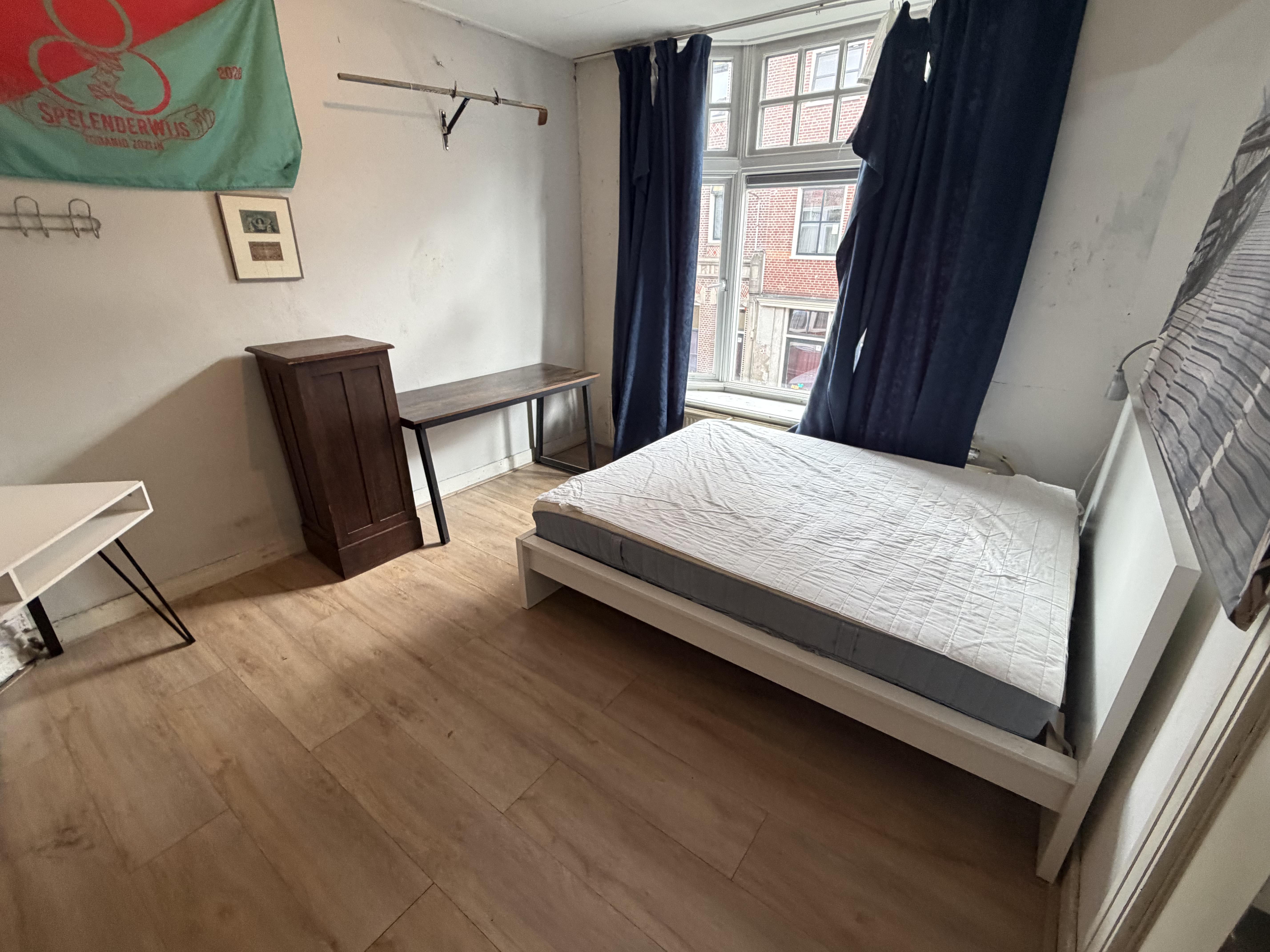 Room on Nieuwstad, Groningen