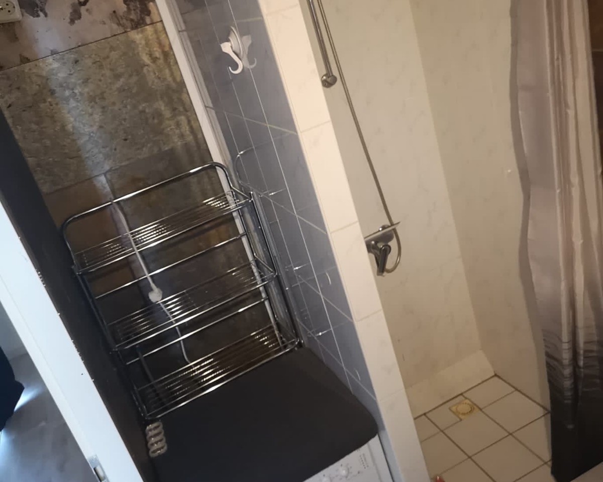 Appartement aan Ecrustraat, Almere 9