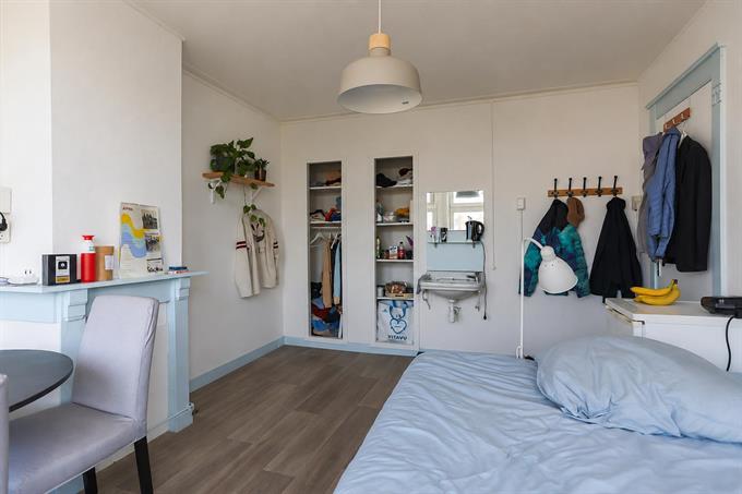 Zimmer bei Akkerstraat In Groningen