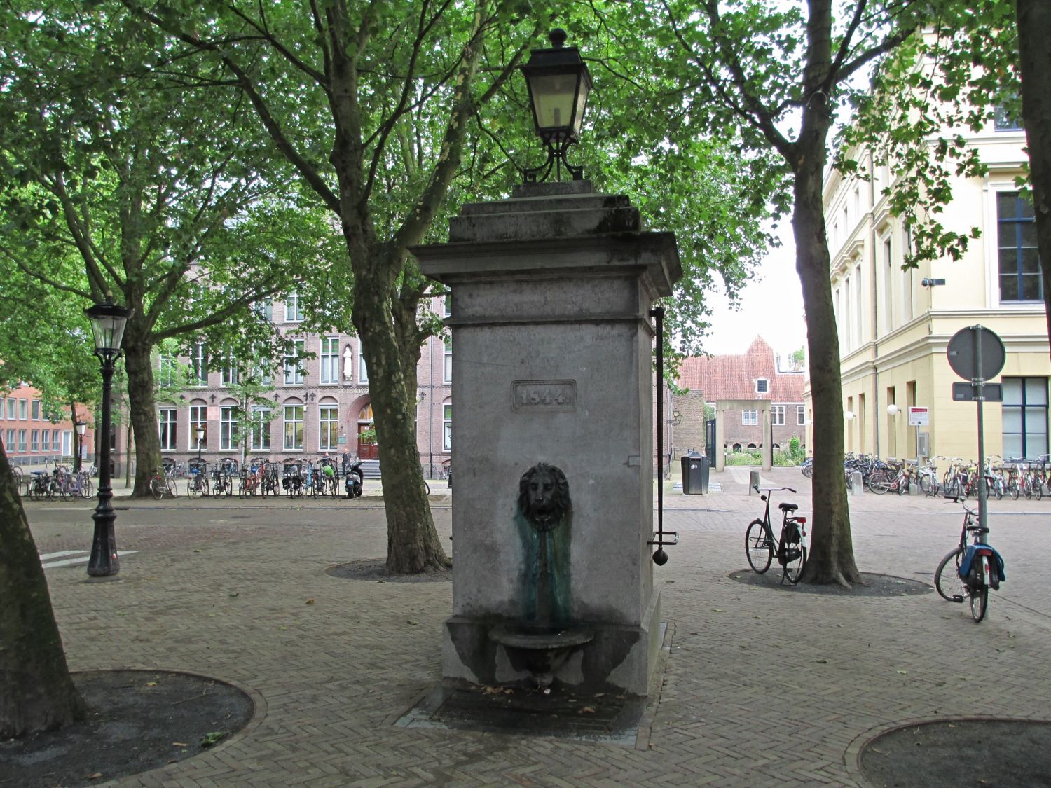 Kamer te huur in Utrecht – Zakkendragerssteeg – foto 2