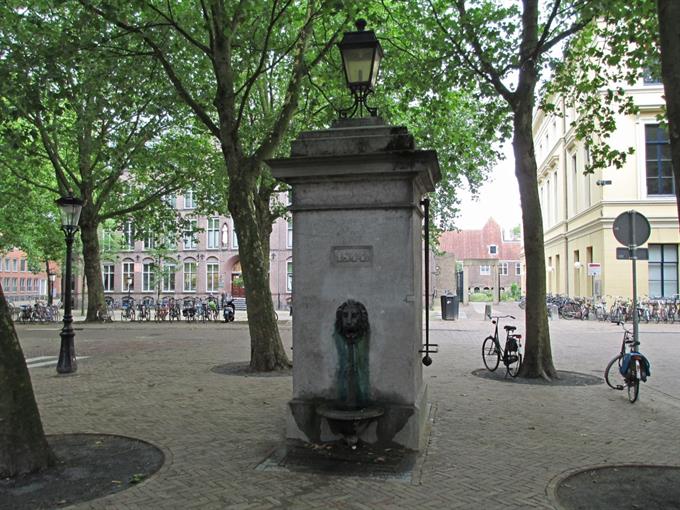 Zimmer bei Zakkendragerssteeg In Utrecht