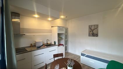 Studio zu vermieten 995 Euro Zestienhovensekade, Rotterdam