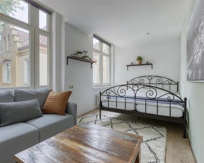 Room for rent 1050 euro Van Osstraat, Den Haag