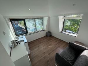 Studio for rent 1175 euro Burgemeester van Stamplein, Hoofddorp