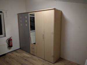 Room for rent 1250 euro Van der Woudendijk, Den Haag