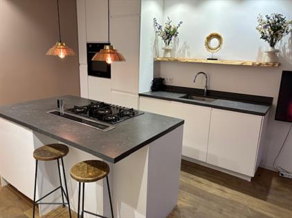 Kamer te huur 800 euro Aalsmeerweg, Amsterdam