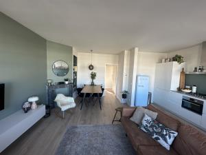 Appartement te huur 1600 euro Hoofdweg, Amsterdam