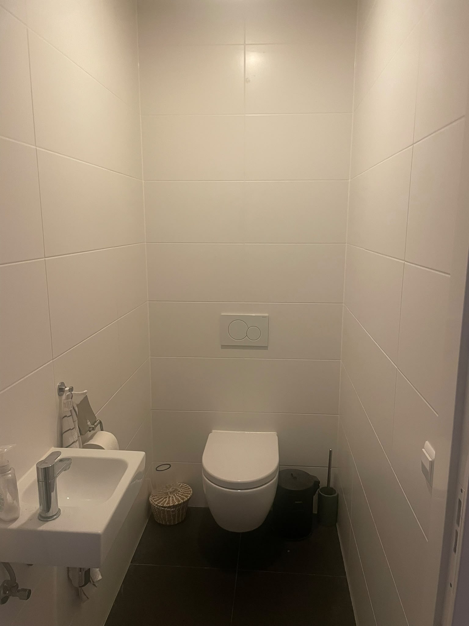 Kamer te huur in Amsterdam – Warmoesstraat – foto 2