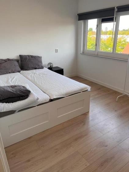 Room for rent 1300 euro Boomhazelaaroord, Diemen