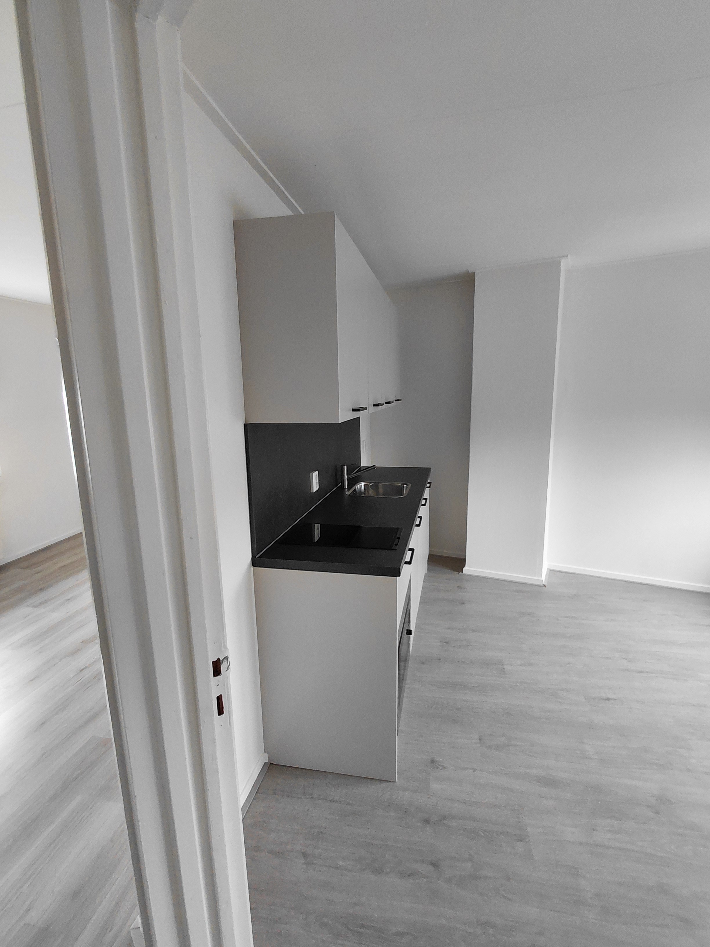 Kamer aan Leeuwarderstraat, Leeuwarden 7