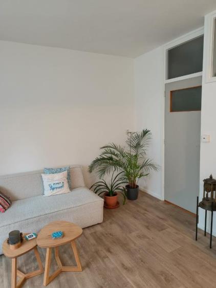 Studio for rent 1350 euro Van Nijenrodeweg, Amsterdam