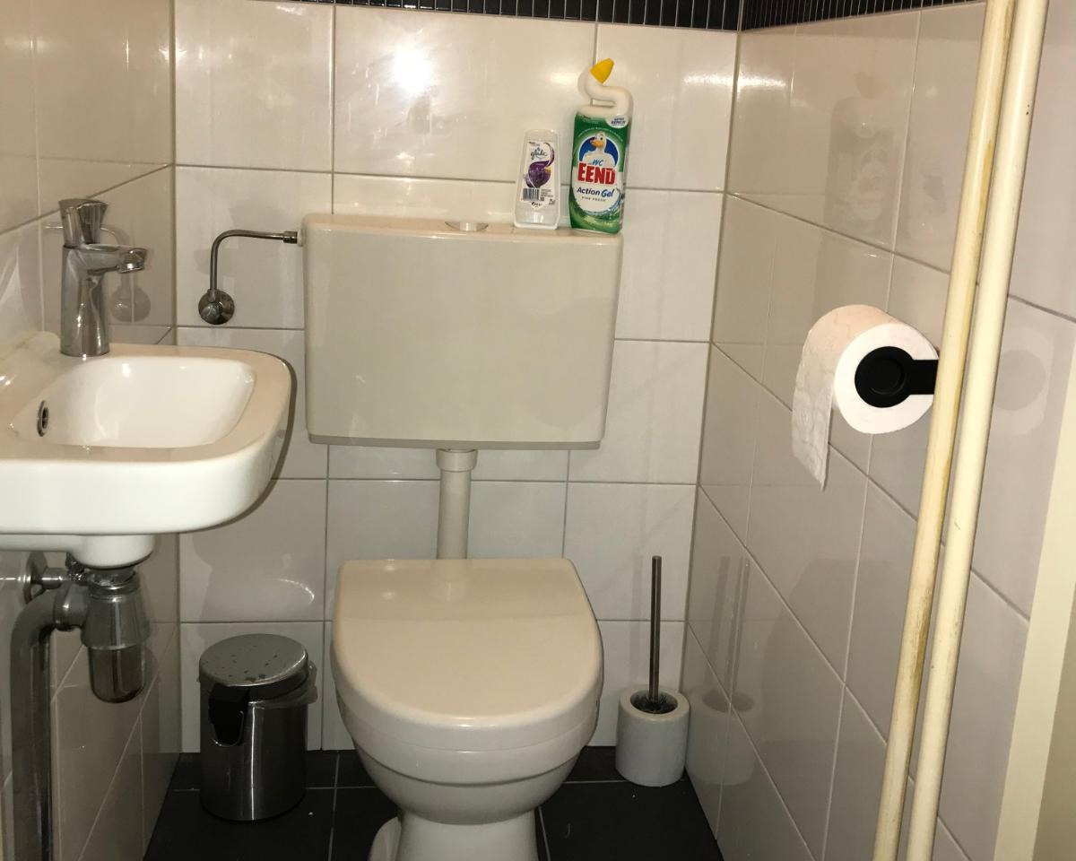 Kamer aan Adriaan Dortsmanstraat, Rotterdam 6