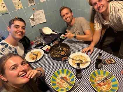 Room for rent 350 euro Delfgauwseweg, Delft