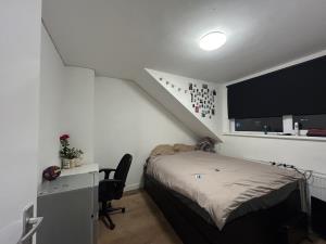 Room for rent 662 euro De Genestetlaan, Den Haag