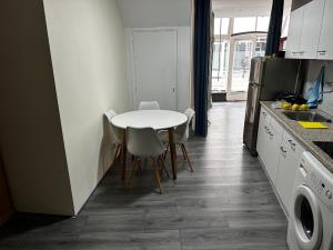 Studio te huur 1150 euro Haarlemmerstraat, Leiden