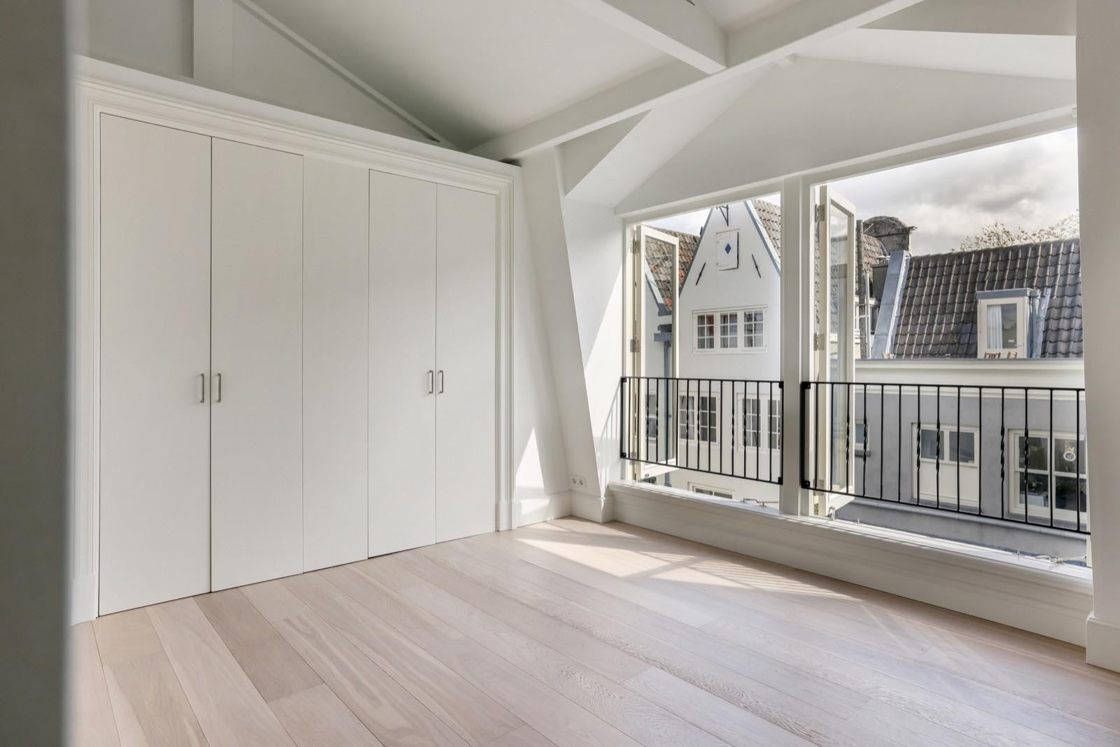 Appartement aan Oudezijds Achterburgwal, Amsterdam 6