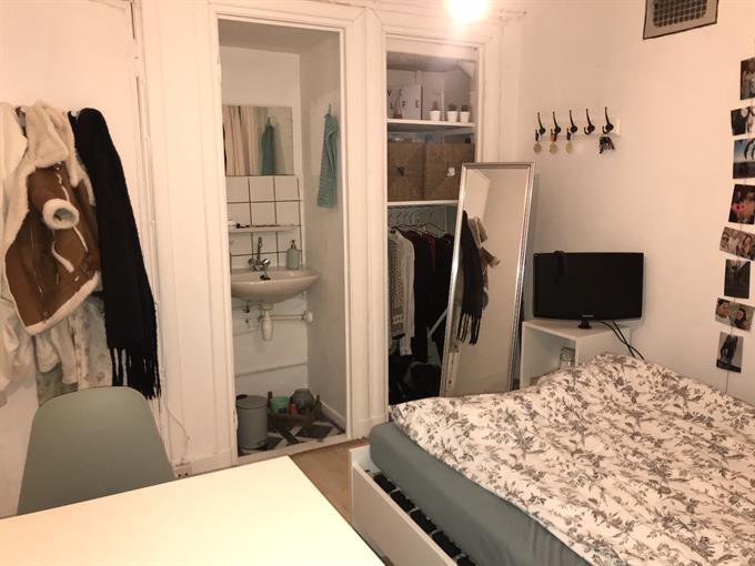 Zimmer bei Prunusstraat In Tilburg