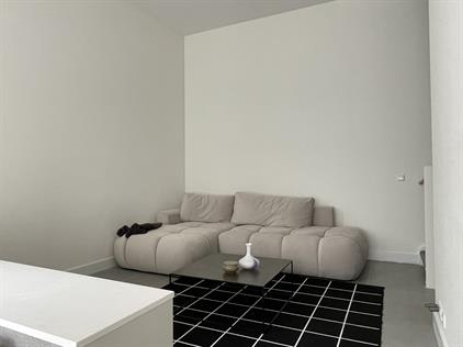 Room for rent 1300 euro Lutonhof, Amsterdam