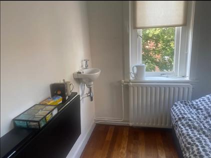 Room for rent 400 euro Zandvaartkade, Heemstede