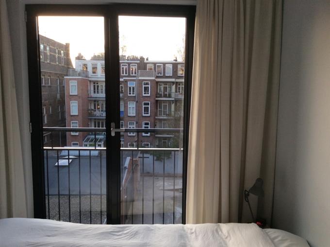 Zimmer bei Overamstelstraat In Amsterdam