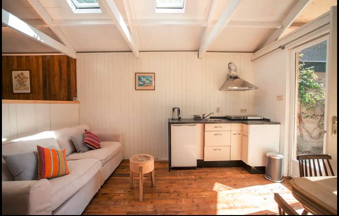 Studio aan Wilhelminaweg, Zandvoort 6