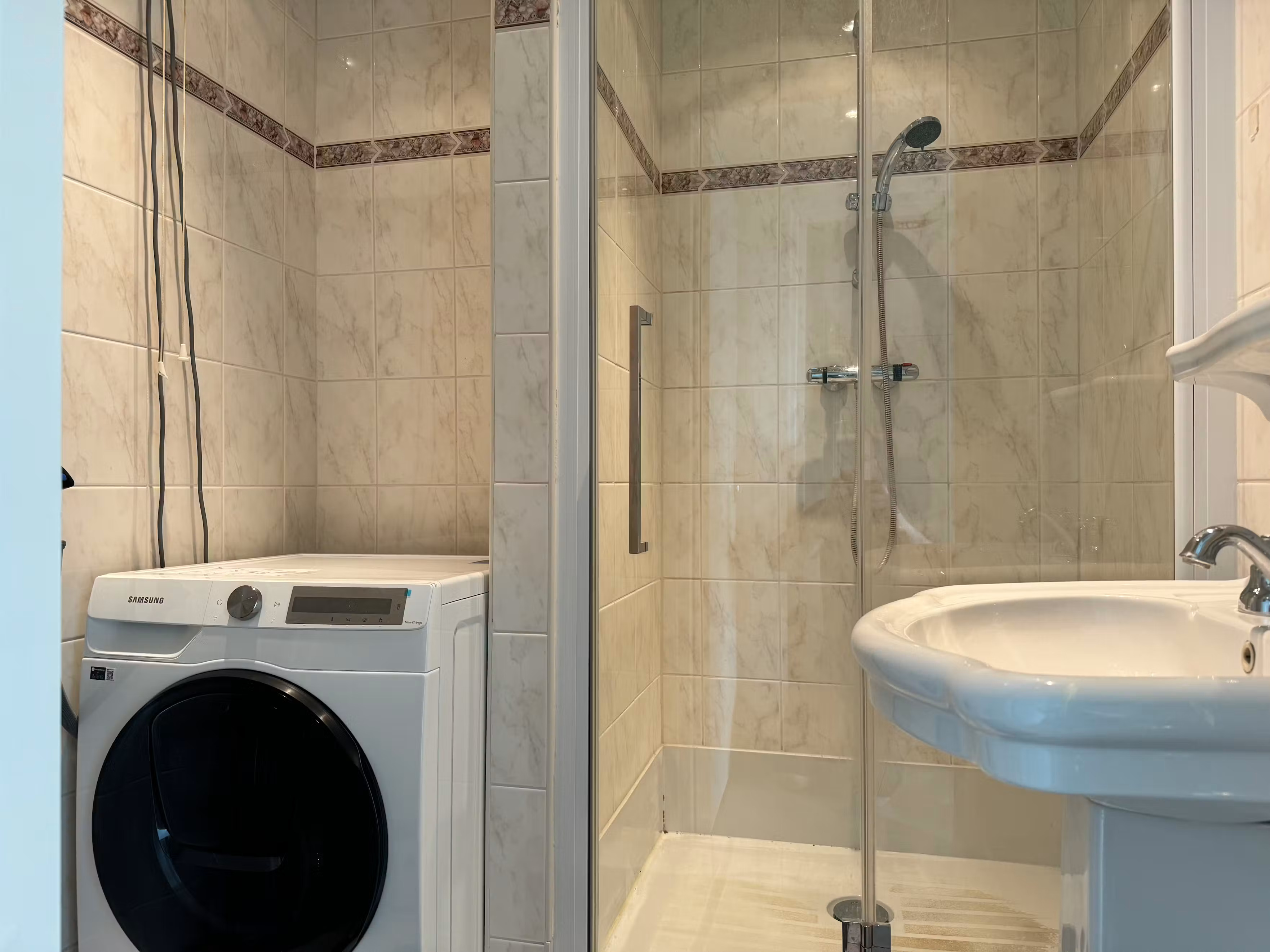 Appartement aan Schuilingsoord, Rotterdam 9