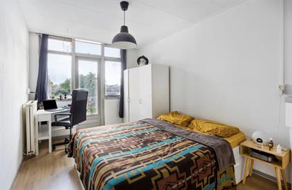 Room for rent 1050 euro Haarlemmerweg, Amsterdam