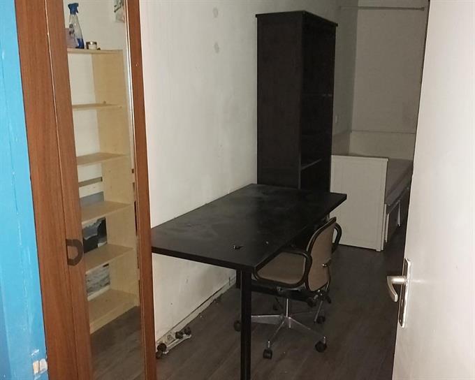 Zimmer bei Van der Hoopstraat In Amsterdam