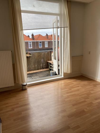 Room for rent 850 euro Newtonstraat, Den Haag