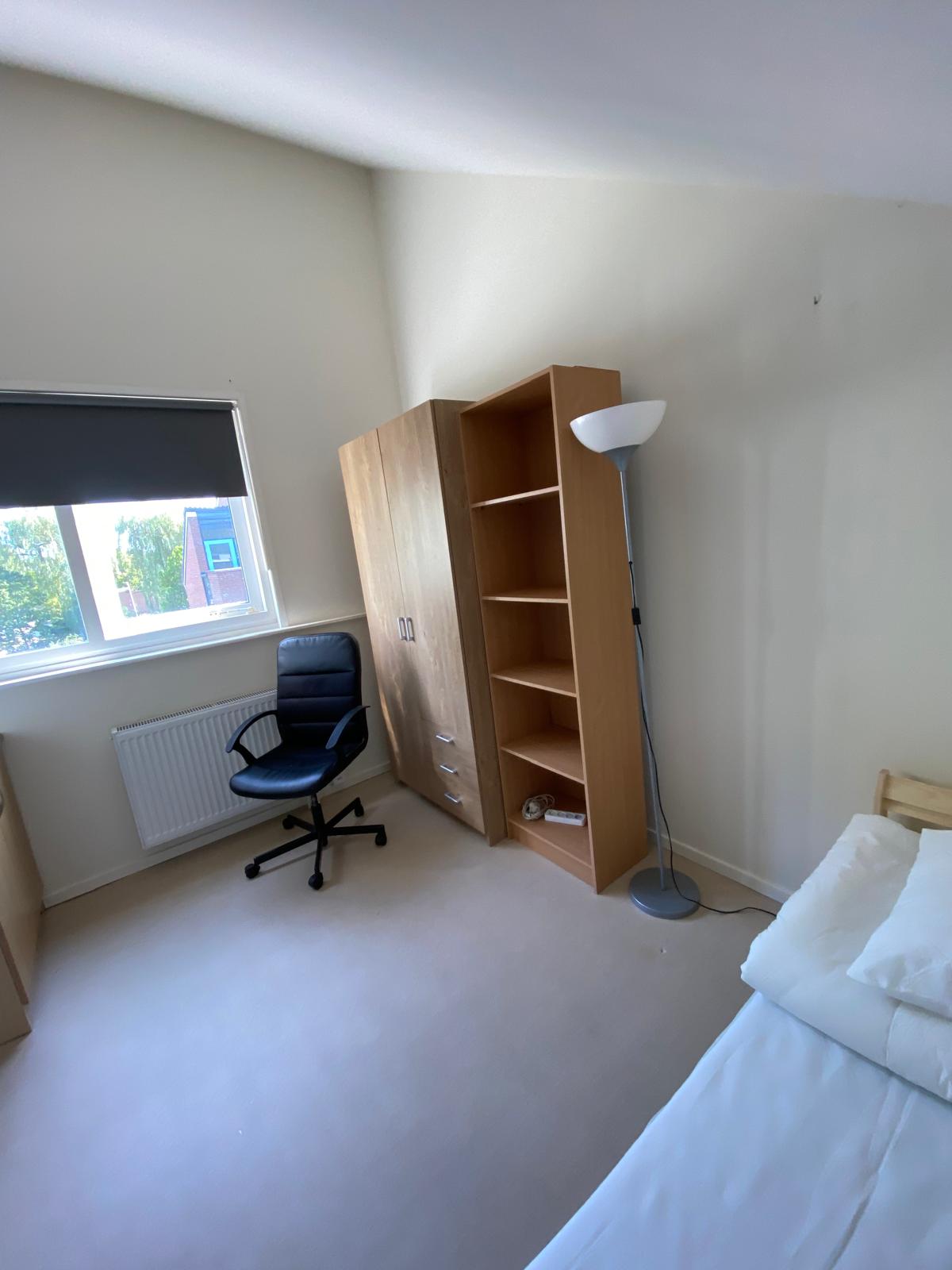 studios for rent on Brugakker