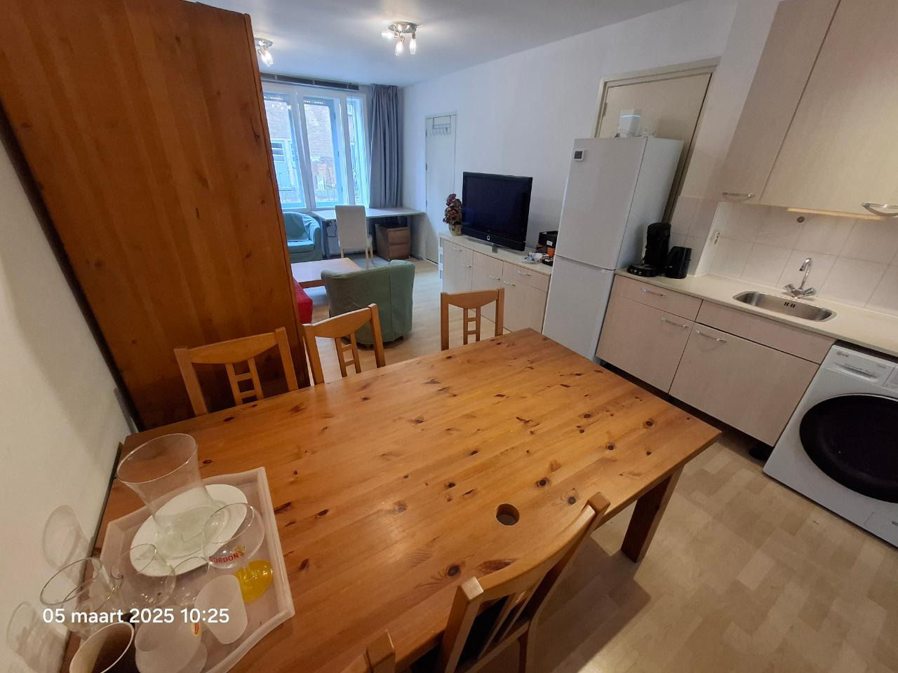 studios te huur op Holendrechtstraat