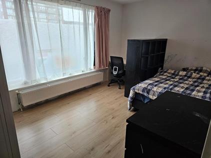 Kamer te huur 1000 euro Ottho Heldringstraat, Amsterdam