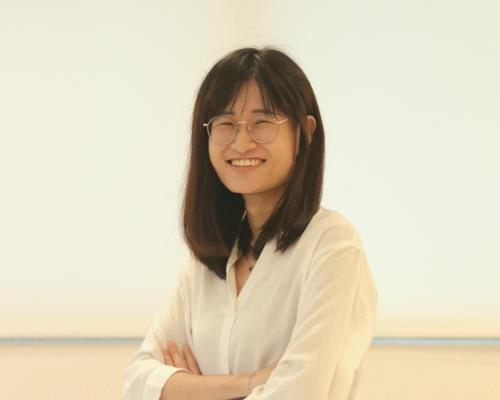 Yun-Hsin