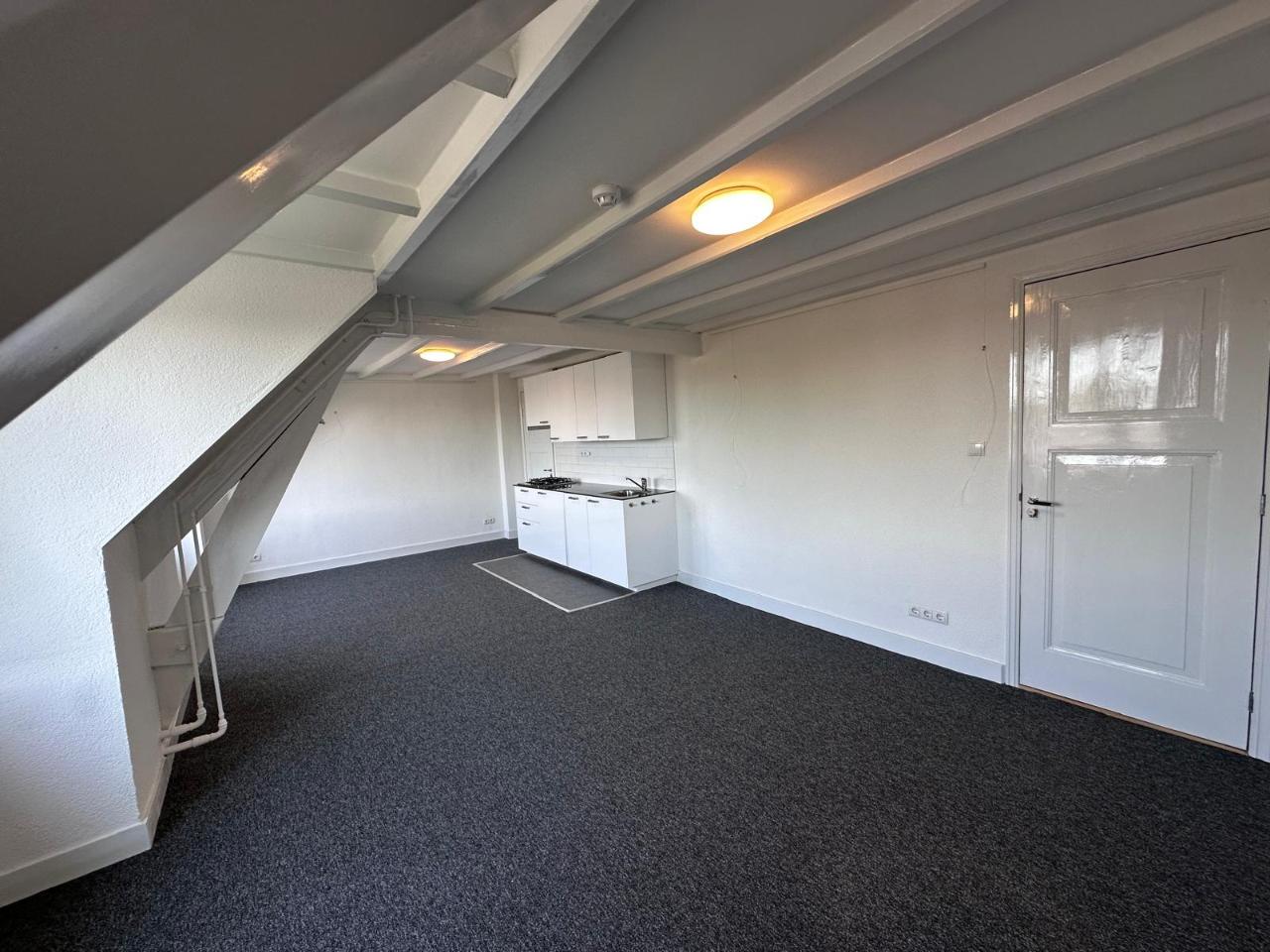 Studio aan Burgemeester Reigerstraat, Utrecht 5