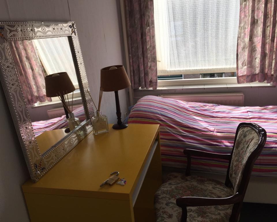 Deken BJ van Miertstr